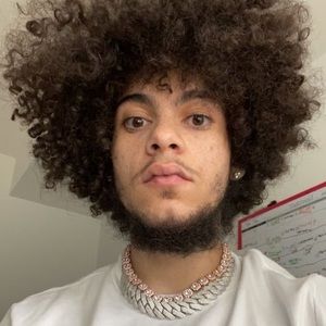 Meet your Posher, Javon